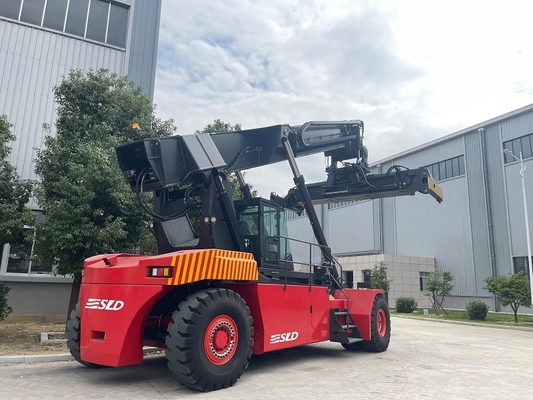 المقصورة المريحة 45000 كجم تحميل RS Reach Stacker للحاوية الثقيلة