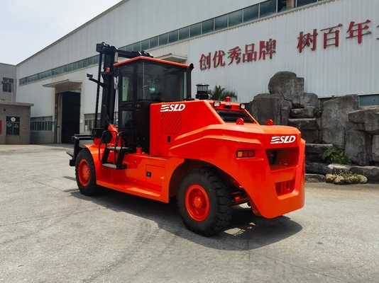 15 طن FD150 الشاحنة الثقيلة مع طول الشوكة 1800mm للتعامل بكفاءة