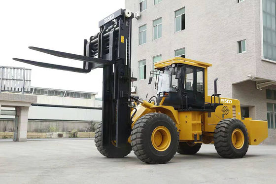 4X4 دفع رباعي 15 طن 20 طن رافعة شوكية لجميع أنواع الأراضي