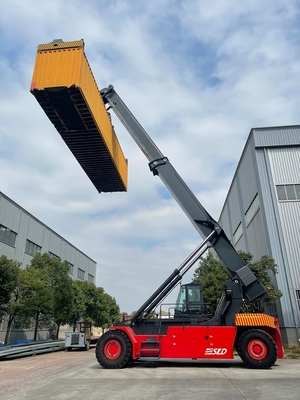 رافعة تصل إلى حاوية 45000 كجم مع محرك CUMMINS QSM11-330